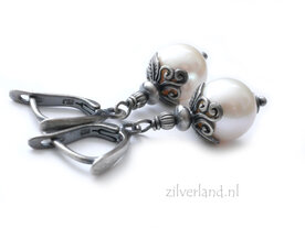 Handgemaakte Zilveren Oorbellen met Zoetwaterparels