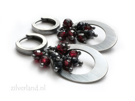 Handgemaakte oorbellen Granaat