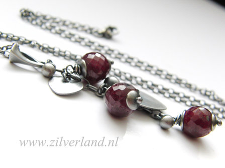 Sterling Zilveren Ketting met Robijn