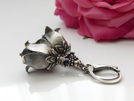 Zilveren Oorbellen met Saffieren &quot;Saffierklokjes&quot;