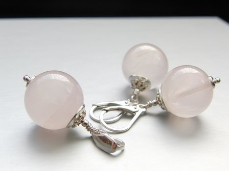 Zilveren Sieraden Set; Oorbellen en Hanger met Rozenkwarts