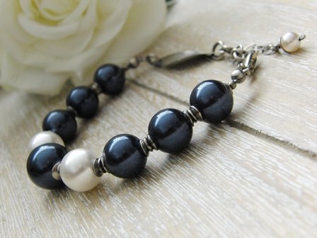 Zilveren Sieraden Set; Armband en Oorbellen met Parels &quot;Night Blue&quot;
