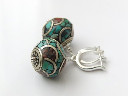 Zilveren Oorbellen met Tibetaanse Kralen 3