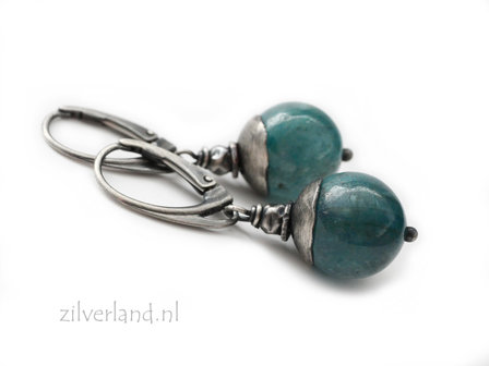 Handgemaakte Zilveren Oorbellen met Kyaniet