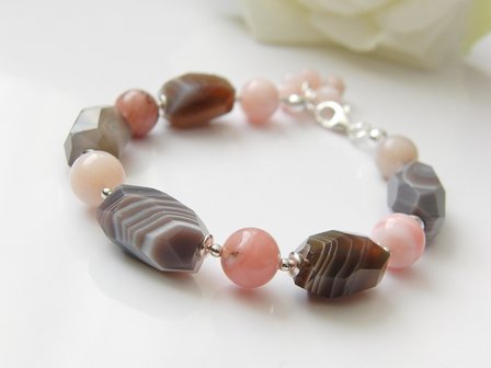 Zilveren Armband met Botswana Agaat en Roze Opaal