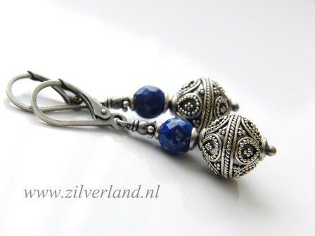 Zilveren Oorbellen met Bali Kralen en Lapis Lazuli