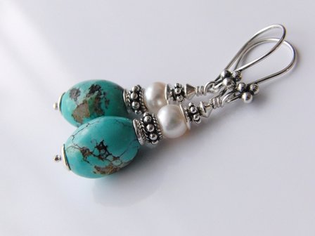 Zilveren Oorbellen met Turkoois en Zoetwaterparels