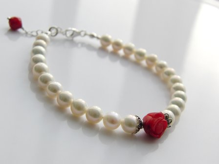 Zilveren Zoetwaterparel Armband met Koraal &quot;Roosje&quot;