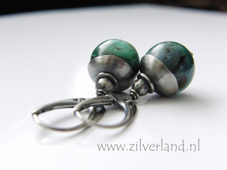 - Handgemaakte Zilveren Oorbellen met Kyaniet