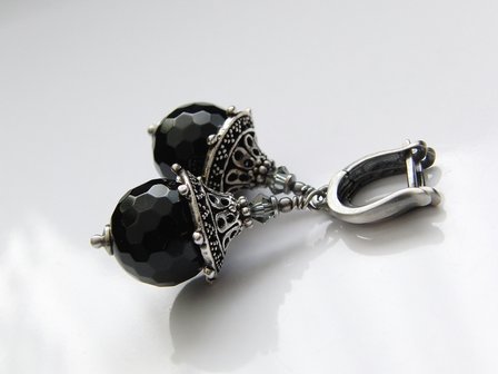 Gereserveerd Sterling Zilveren Oorbellen &quot;Onyx in Bali&quot;