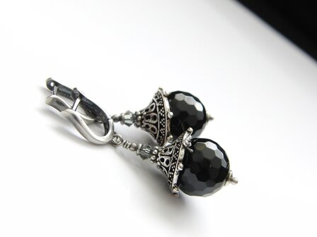 Gereserveerd Sterling Zilveren Oorbellen &quot;Onyx in Bali&quot;