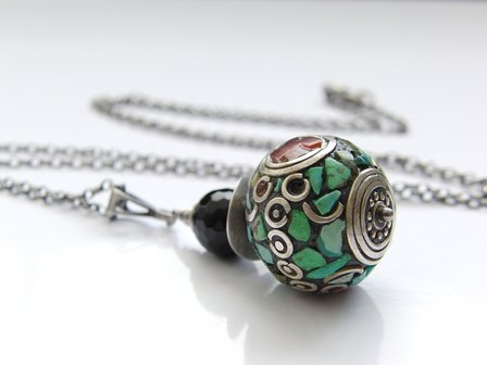 Sterling Zilveren Ketting met Tibetaanse Kraal en Onyx