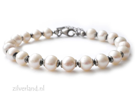 Handgemaakte Zilveren Armband met Zoetwaterparels- Geoxideerd