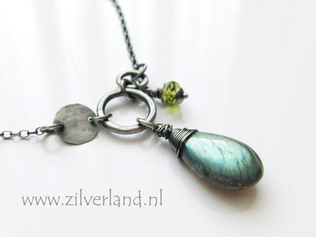 Handgemaakte Zilveren Ketting met Labradoriet en Peridoot