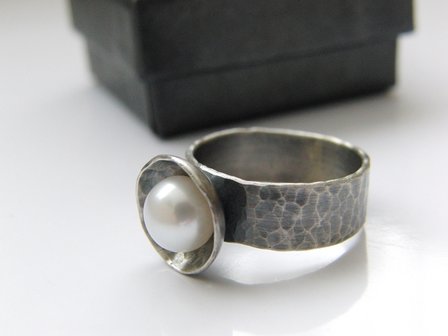 Handgemaakte Sterling Zilveren Ring met Zoetwaterparel