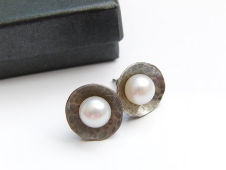 Handgemaakte Oorstekers met Zoetwaterparels