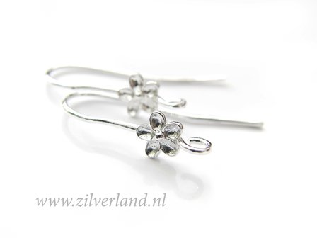 Sterling Zilveren Oorhaken- Bloemetje