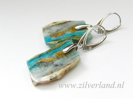 Oorbellen met Blauwe Opaal