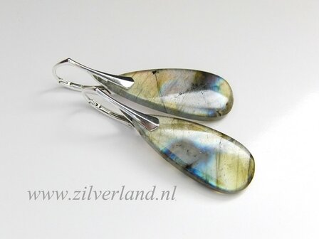 Oorbellen met Labradoriet