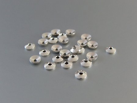 10 Stuks Kralenkapjes 4mm- Kegel