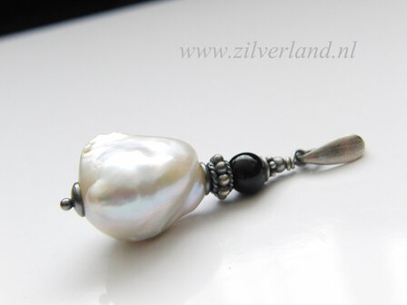 Handgemaakte Zilveren Hanger met Parel en Onyx