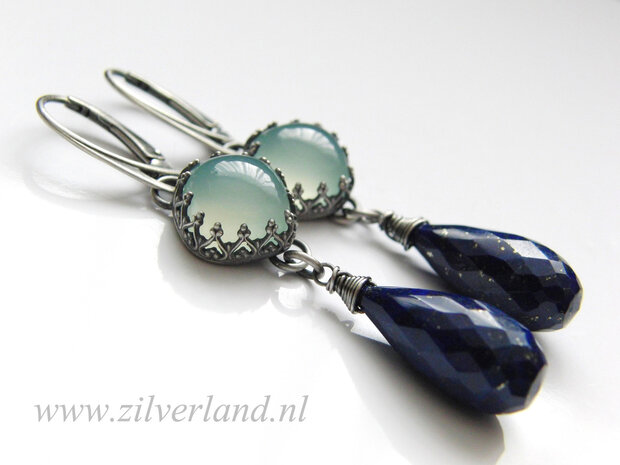 Handgemaakte Zilveren Oorbellen met Chalcedoon en Lapis Lazuli