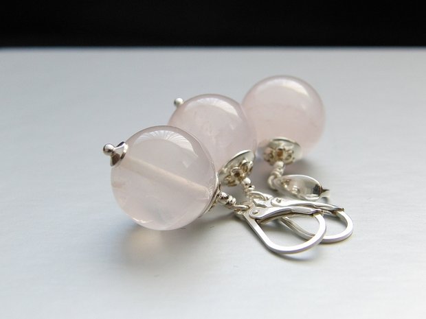 Zilveren Sieraden Set; Oorbellen en Hanger met Rozenkwarts