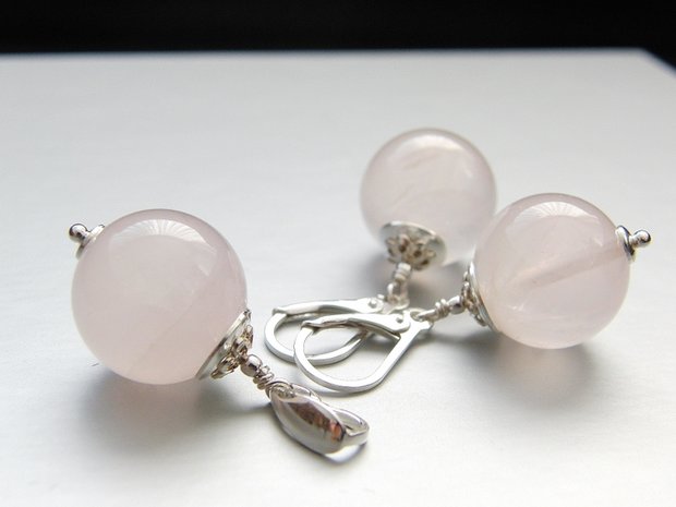 Zilveren Sieraden Set; Oorbellen en Hanger met Rozenkwarts