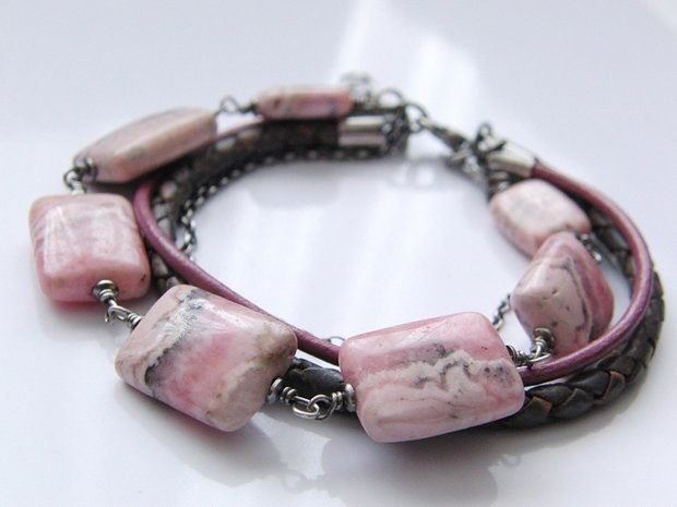Zilveren Armband "Rhodochrosiet in Leder"