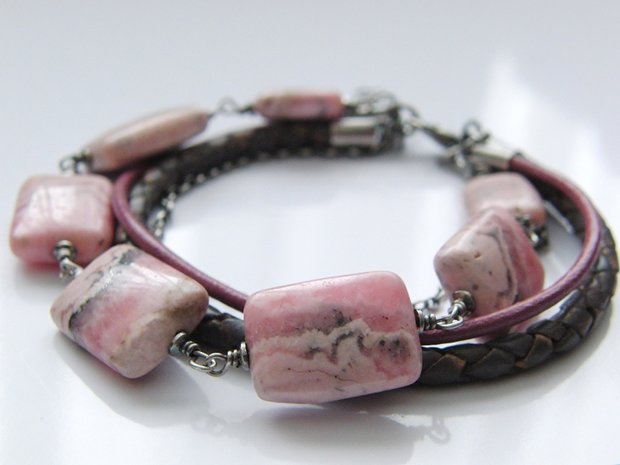 Zilveren Armband "Rhodochrosiet in Leder"