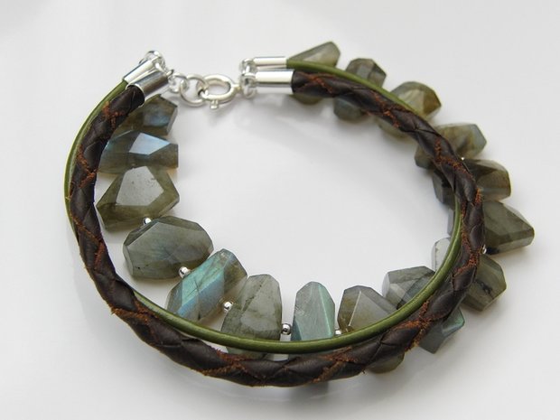 Edelstenen Armband met Labradoriet en Leren Koorden