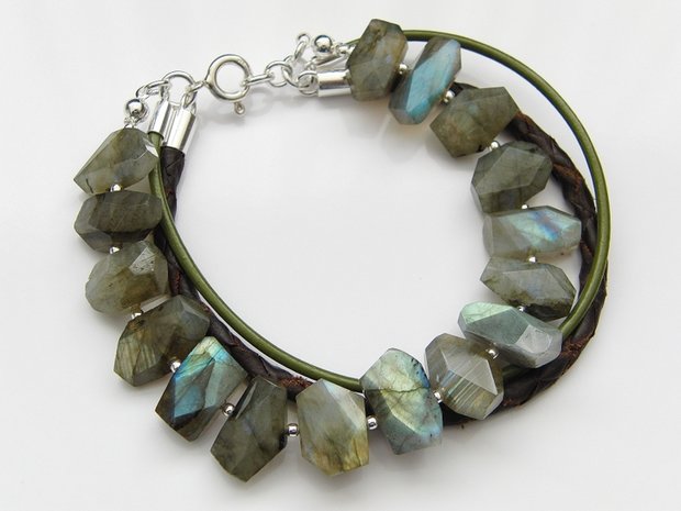 Edelstenen Armband met Labradoriet en Leren Koorden