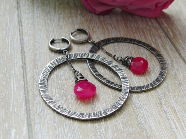 Zilveren Oorbellen met Chalcedoon "Around and Around"