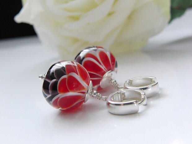 Zilveren Oorbellen met Handgemaakte Glaskralen 4