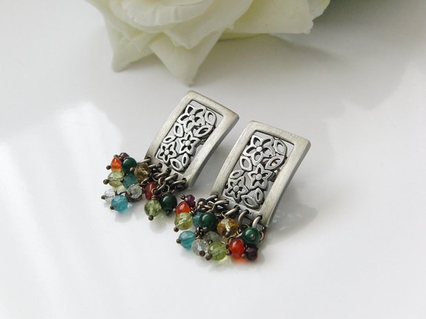 Sterling Zilveren Oorstekers met Edelstenen "Bloemenperk"