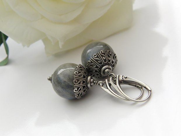 Zilveren Oorbellen met Edelstenen "Labradoriet in Bali"