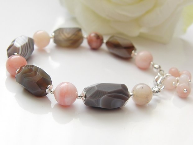 Zilveren Armband met Botswana Agaat en Roze Opaal