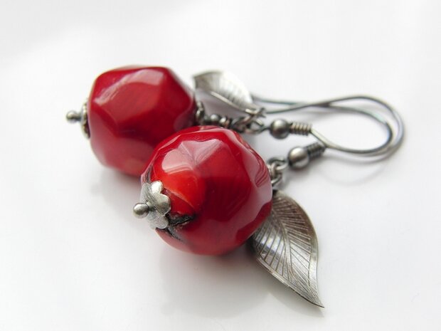 Zilveren Oorbellen met Koraal "Appels"