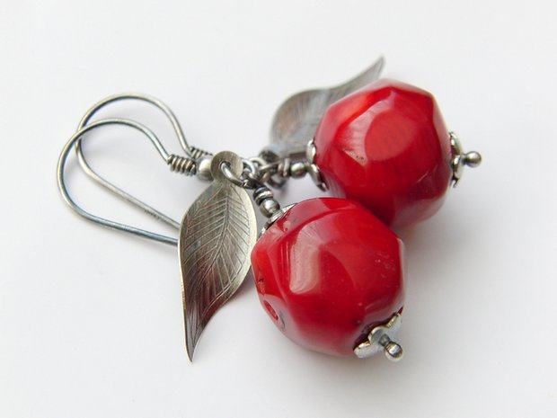 Zilveren Oorbellen met Koraal "Appels"