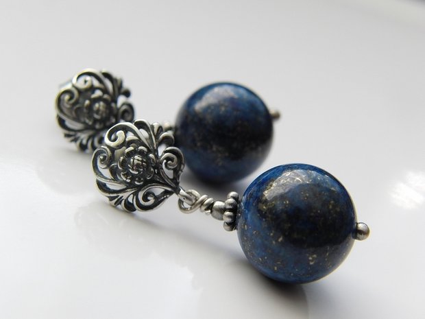 Handgemaakte Zilveren Oorstekers met Lapis lazuli "Denim" 