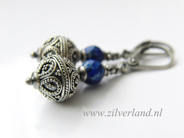 Zilveren Oorbellen met Bali Kralen en Lapis Lazuli
