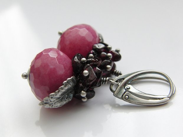 Edelstenen Oorbellen met Jade en Granaat