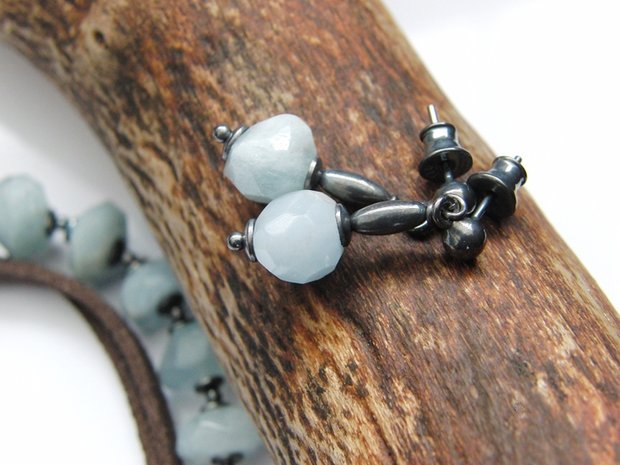 Zilveren Edelstenen Oorbellen "Aquamarijn in Black"