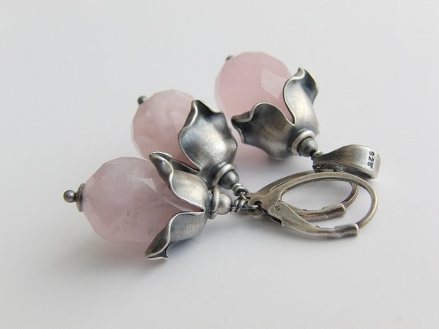 Handgemaakte Sieraden Set- Zilveren Oorbellen en Hanger met Rozenkwarts
