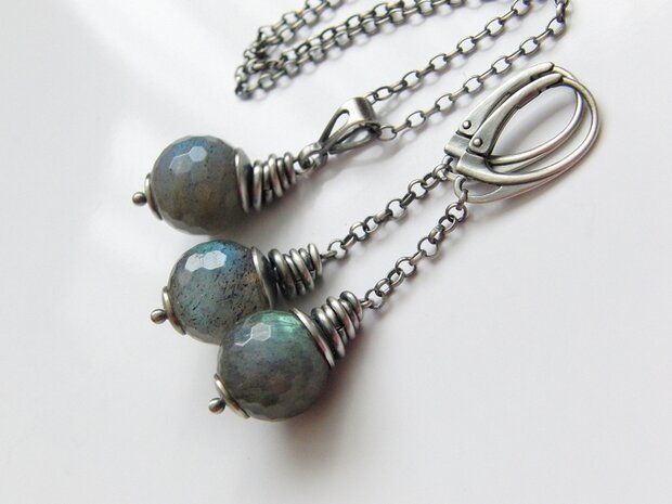 Sieraden Set- Oorbellen en Ketting met Labradoriet