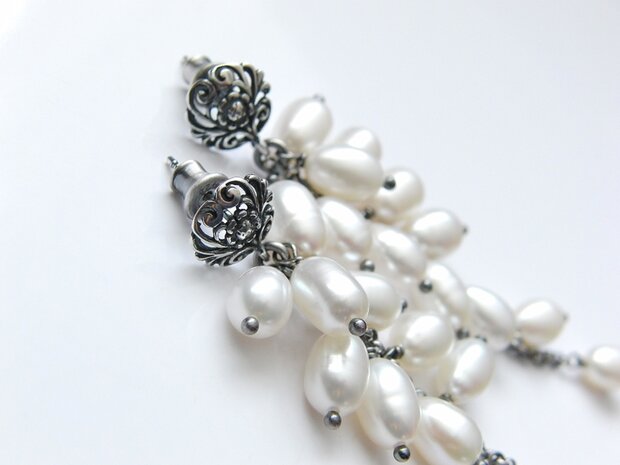 Sterling Zilveren Bali Oorstekers met Zoetwaterparels