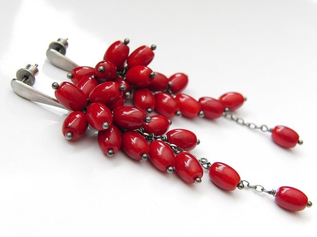 Zilveren Oorstekers met Koraal 