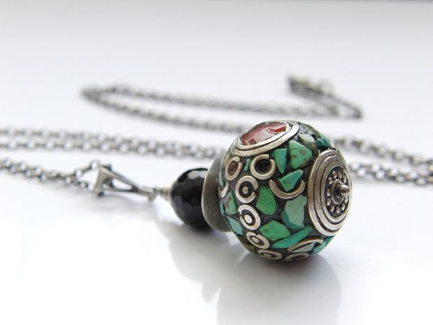 Sterling Zilveren Ketting met Tibetaanse Kraal en Onyx