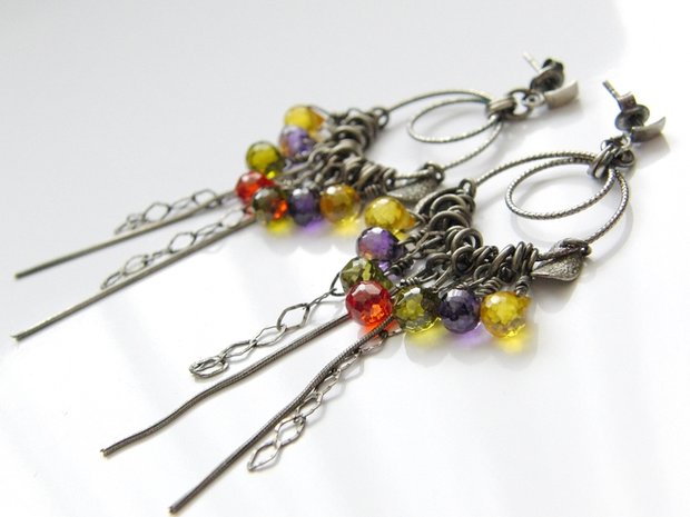  Zilveren Oorstekers met Zirkonia Briolettes