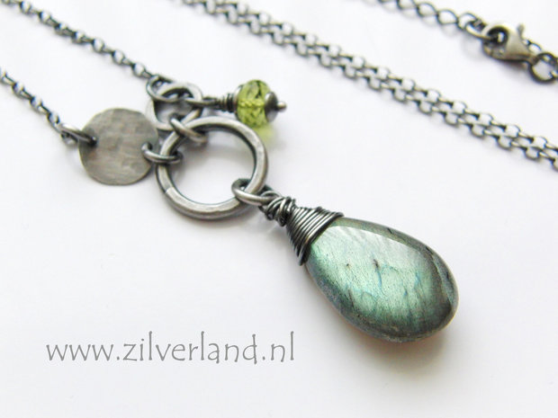 Handgemaakte Zilveren Ketting met Labradoriet en Peridoot